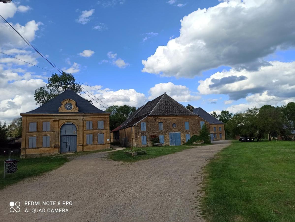 Maisonnette indépendante 4 personnes jardin terrasse Vrigne-aux-Bois Extérieur photo
